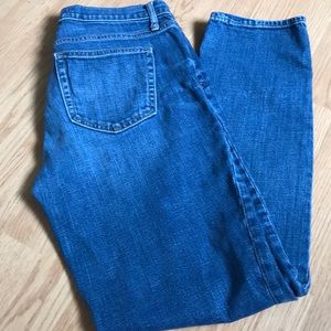 GAP women’s jeans size 28L Straight